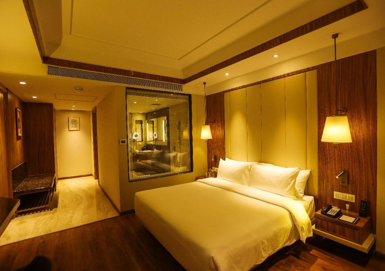 ホテル Radisson ボーパール エクステリア 写真